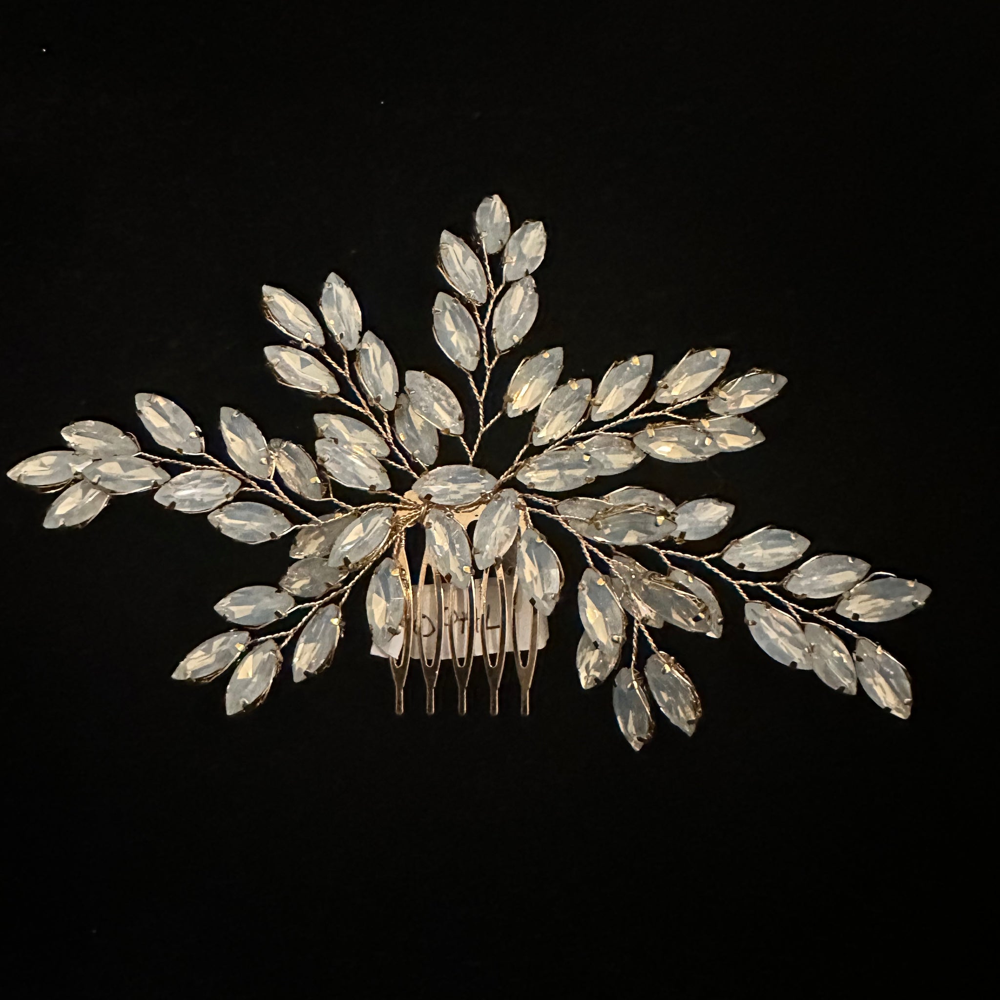 Opal Medium Size Petals Hair Comb