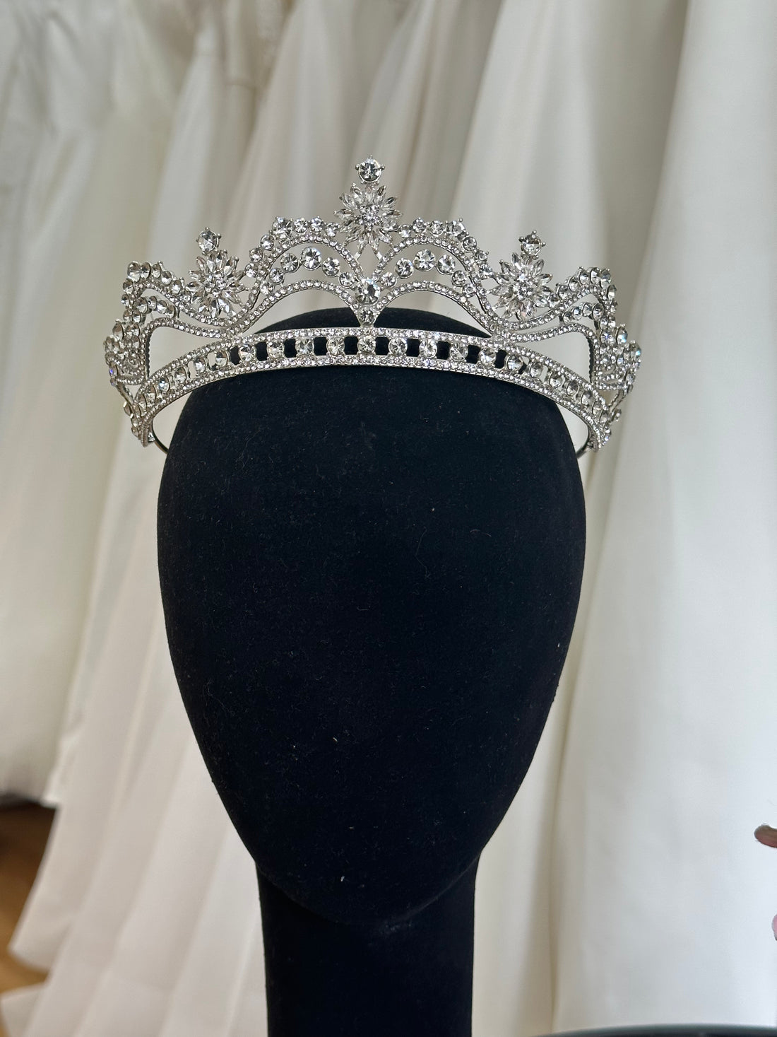 A Queen’s Crown