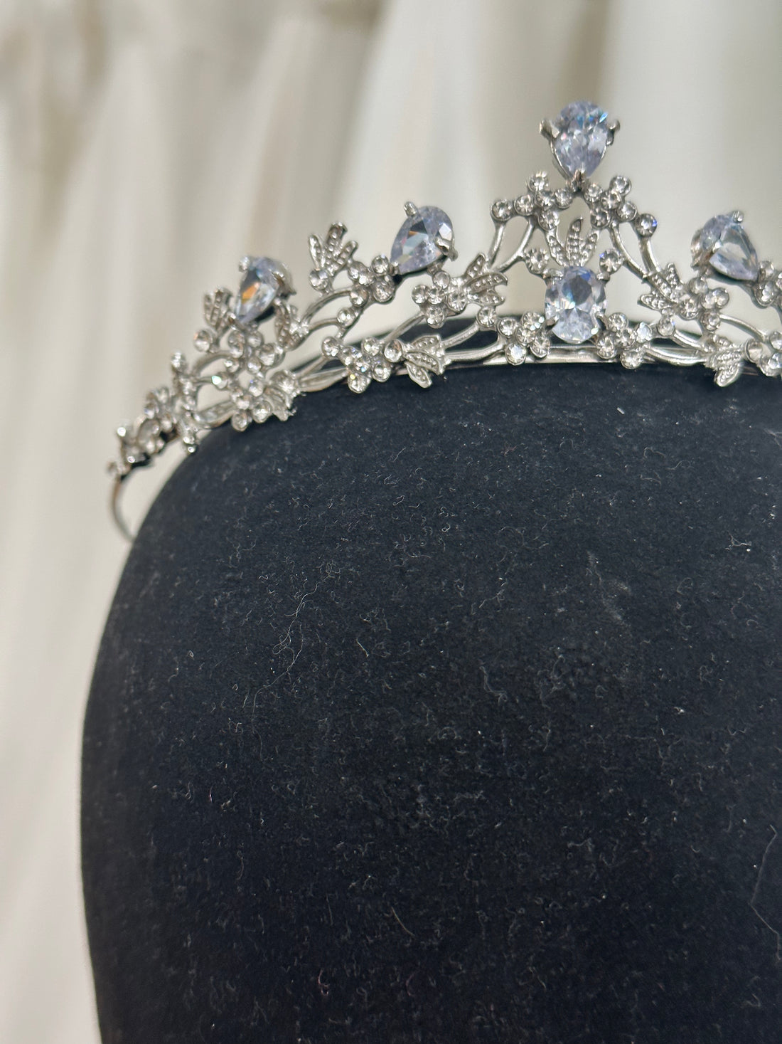 6 Teardrop Tiara