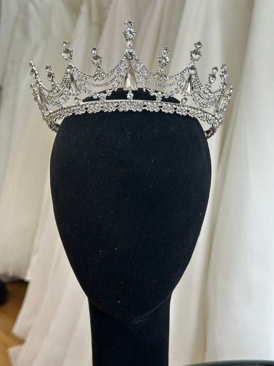 Luxury Vintage Style Crown - Handmade