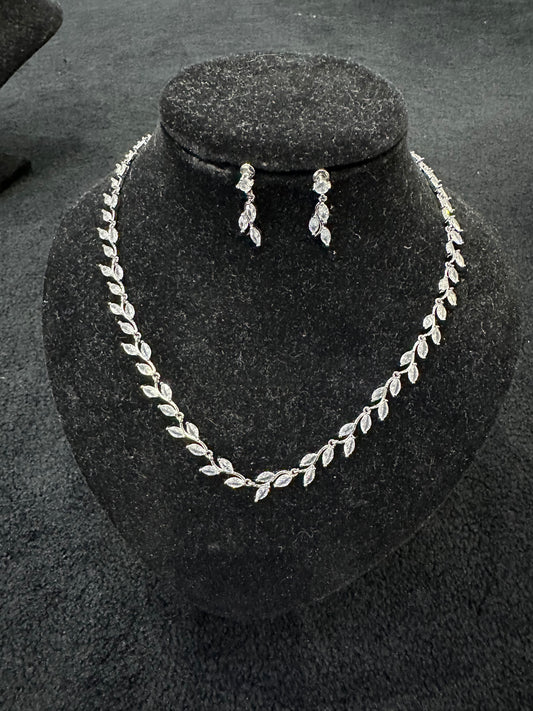Crystal Thin Vine Necklace
