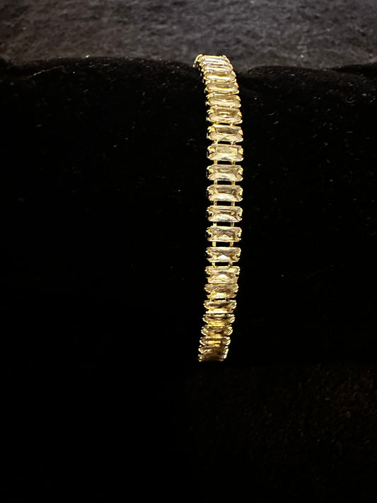 Luxury Gold Cubic Zirconia Bracelet w Extension Bar