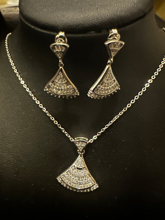 Fan Crystal Earring and Necklace Set