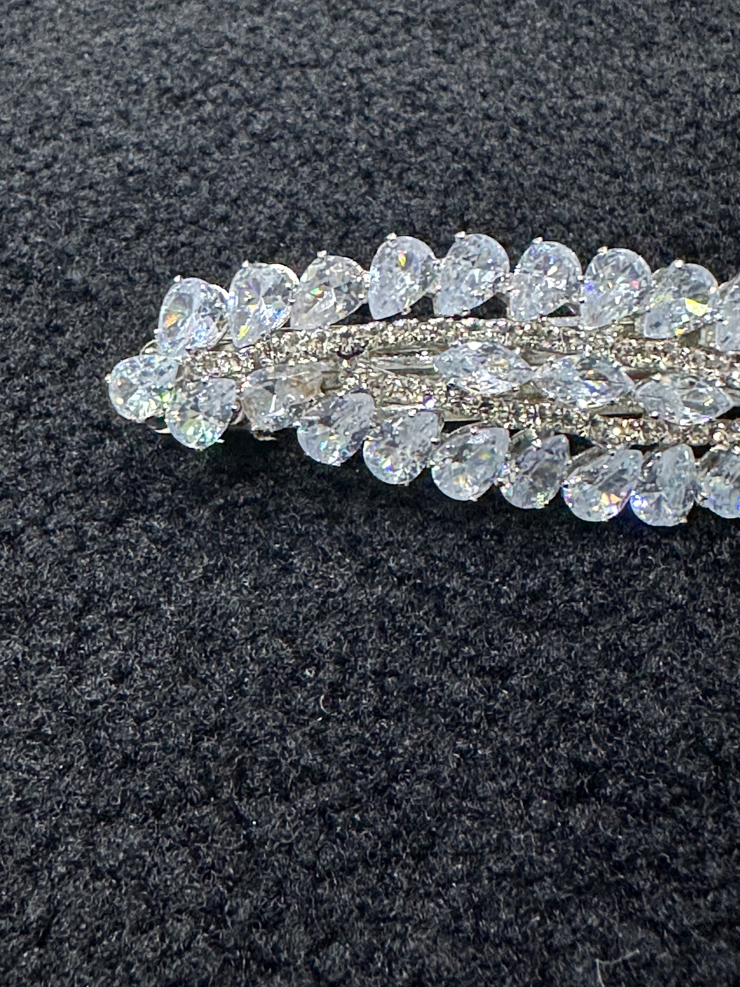 Cubic Zirconia / Crystal Oval Shape Hair Clip