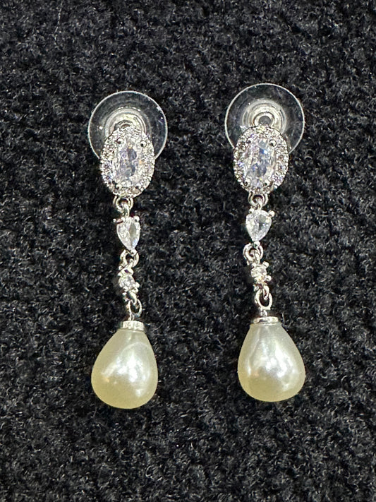 Oval Crystal/Pearl Drop Earrings