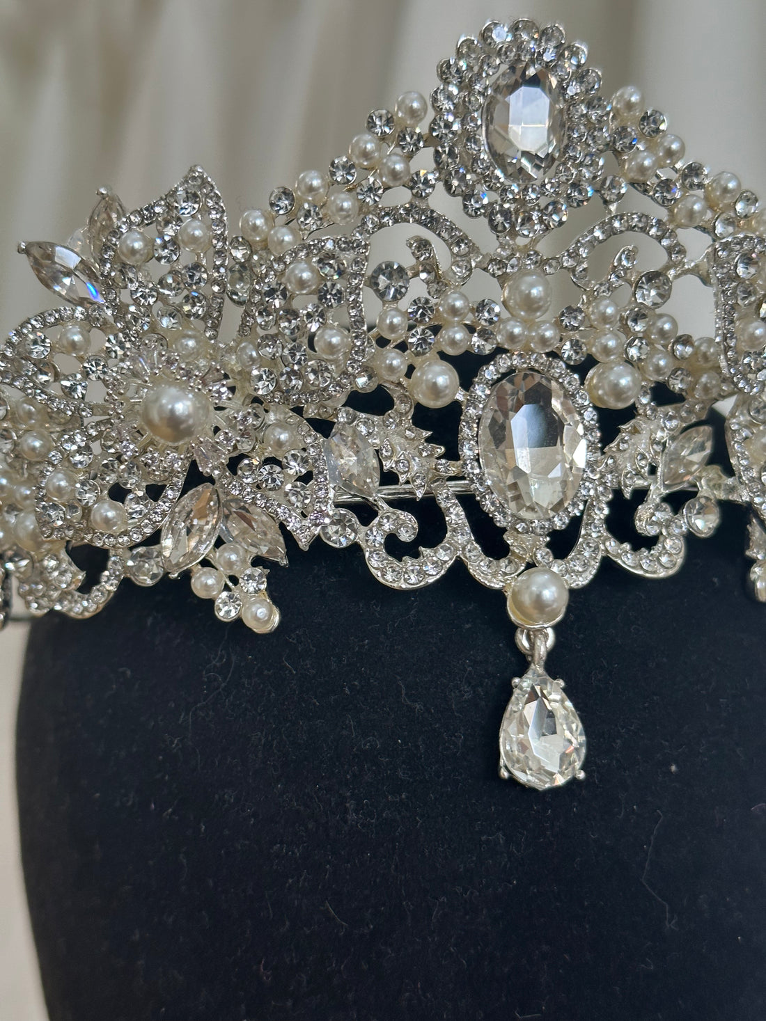 Crystal Teardrop Crown