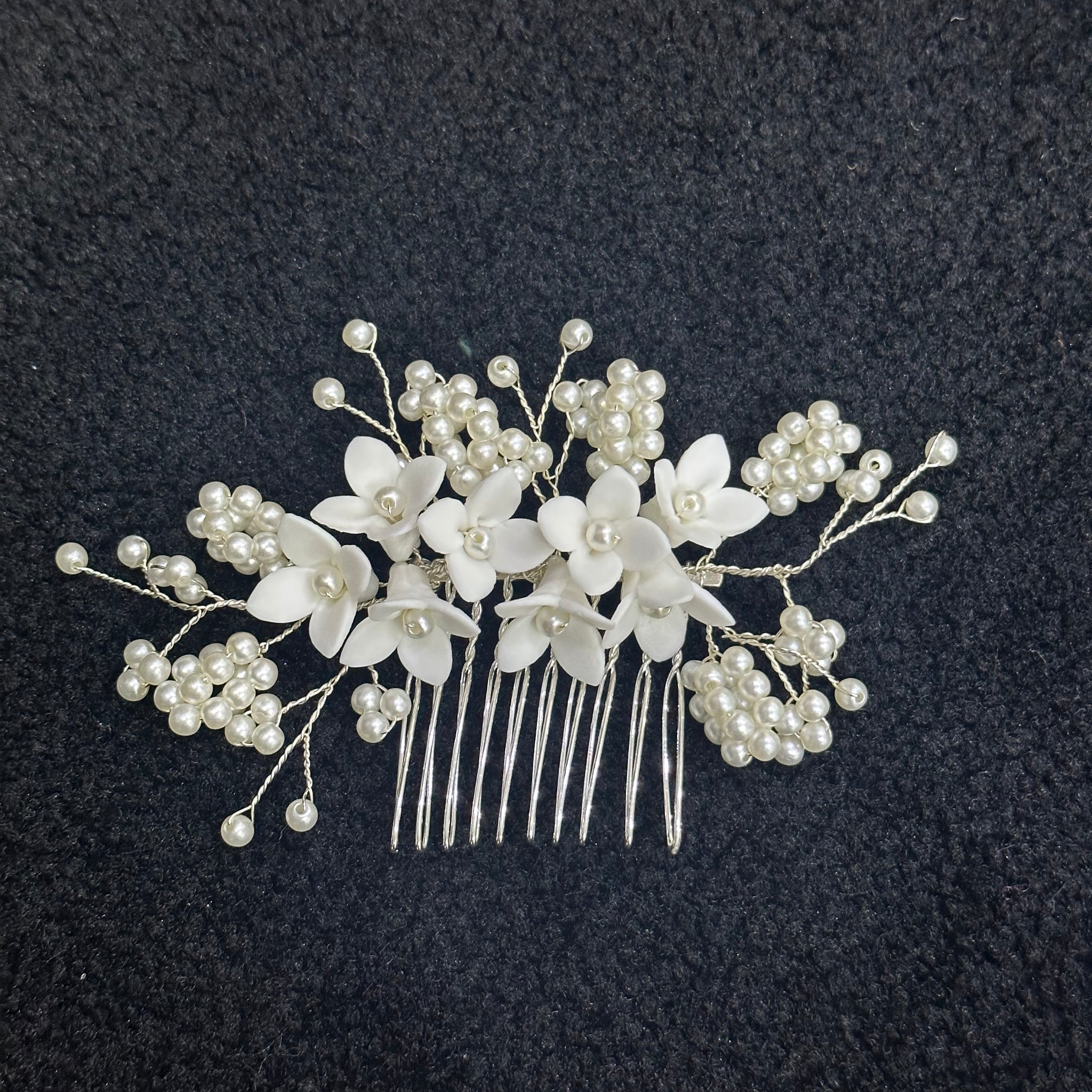 Flower and Pearls Hair Comb