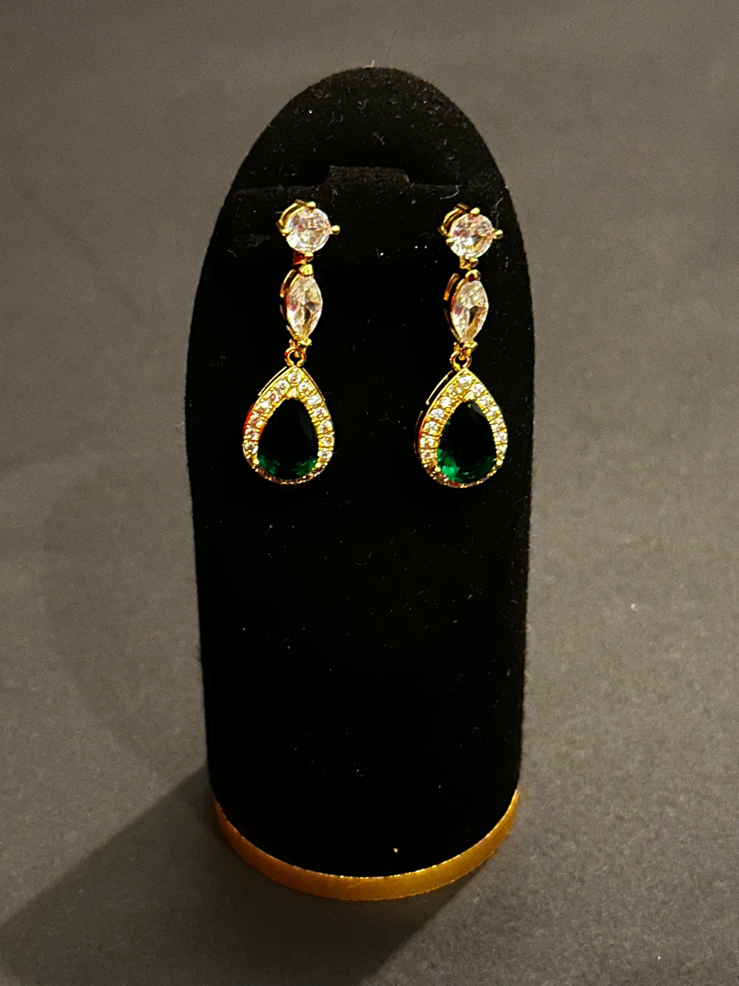 Emerald Green Teardrop Earrings