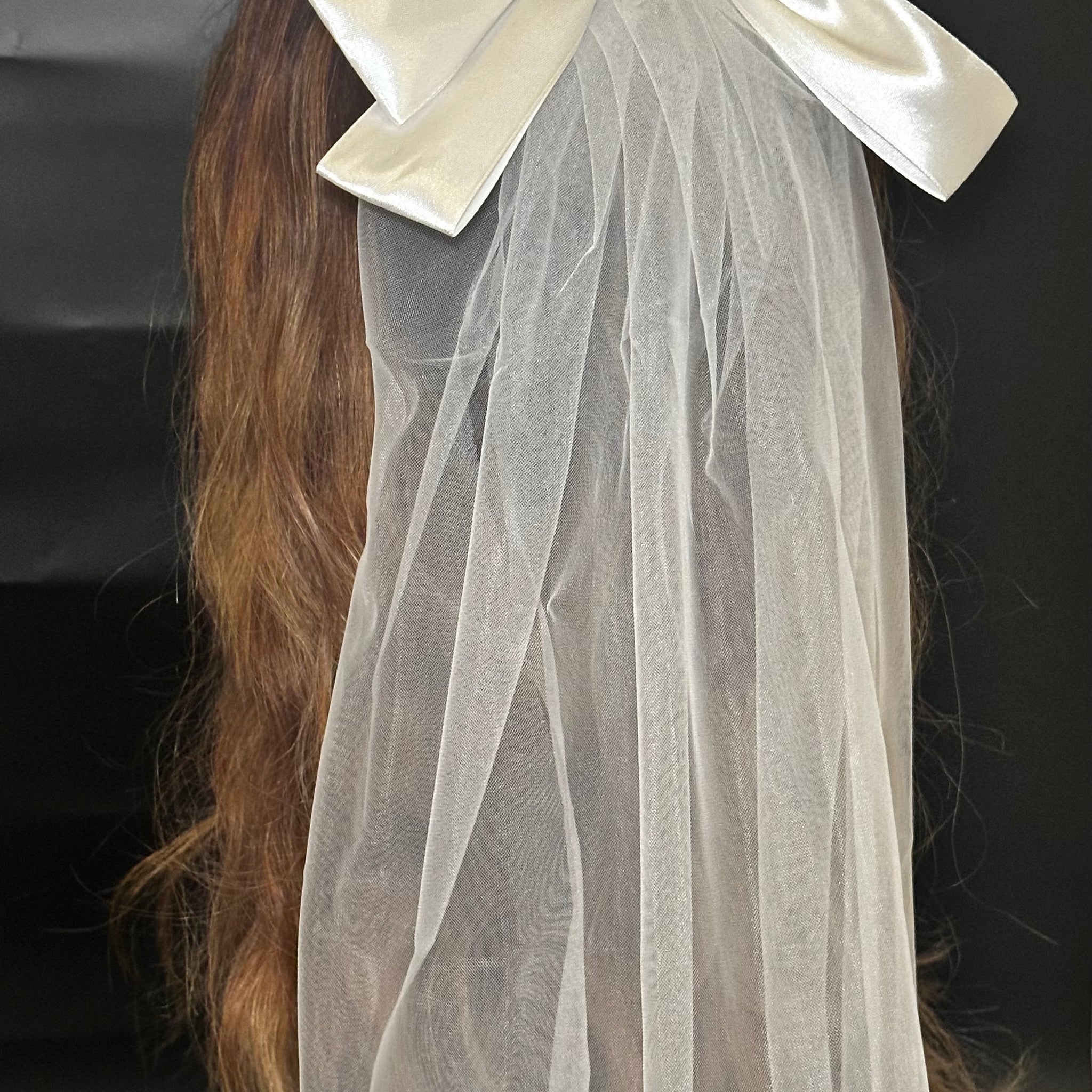 Short Satin Bow Veil