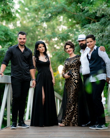 EVENTS & VIP DRESSER – FRIENDS & FAMILY PACKAGE