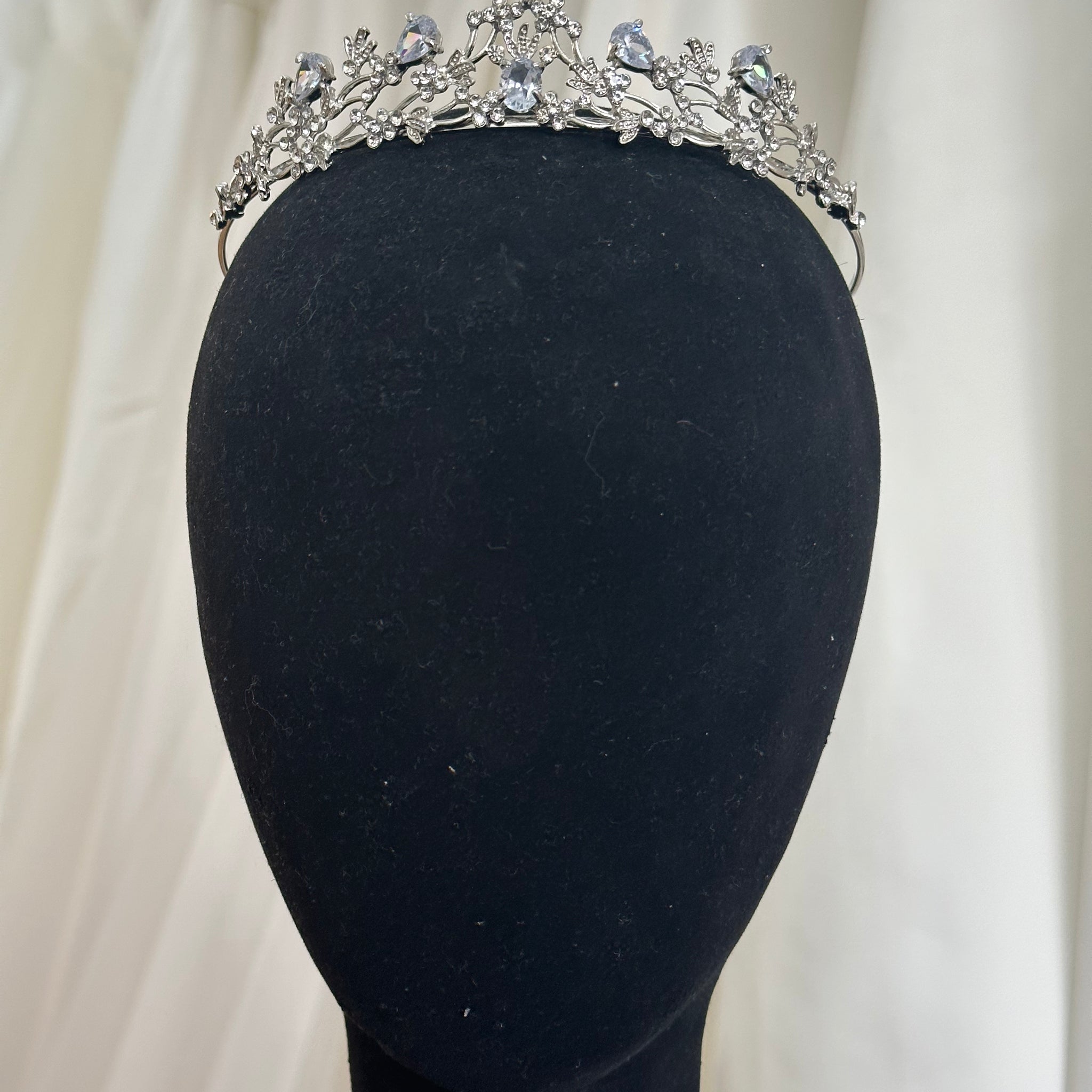 6 Teardrop Tiara