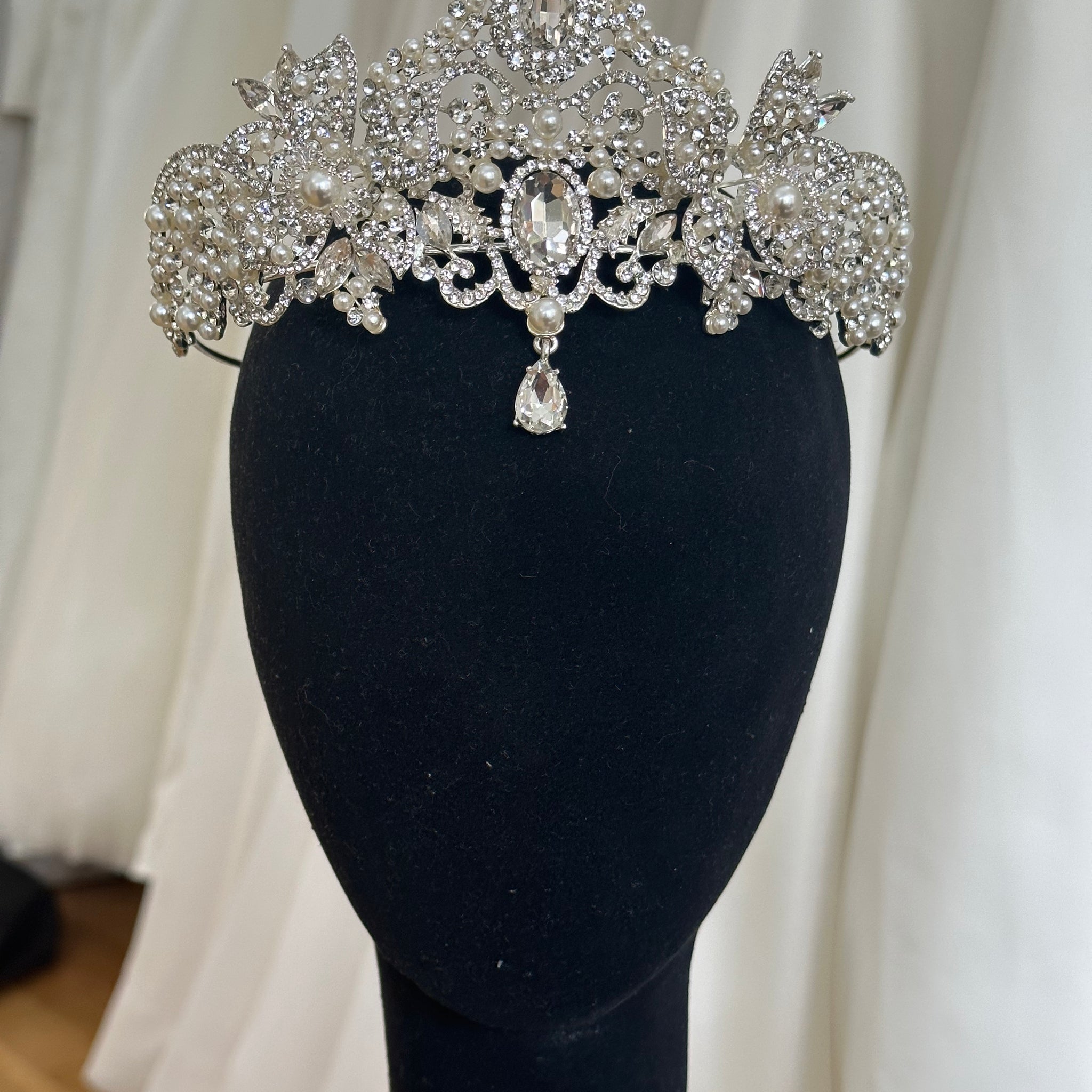 Crystal Teardrop Crown