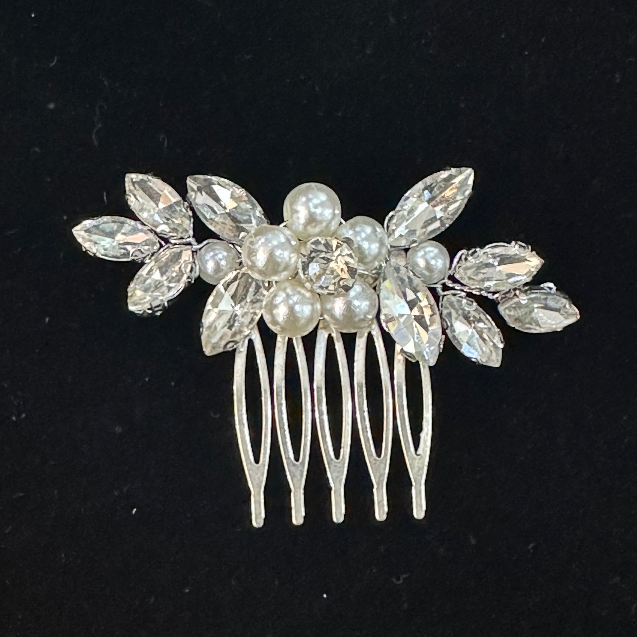 Floral Pearl and Crystal Hair Comb