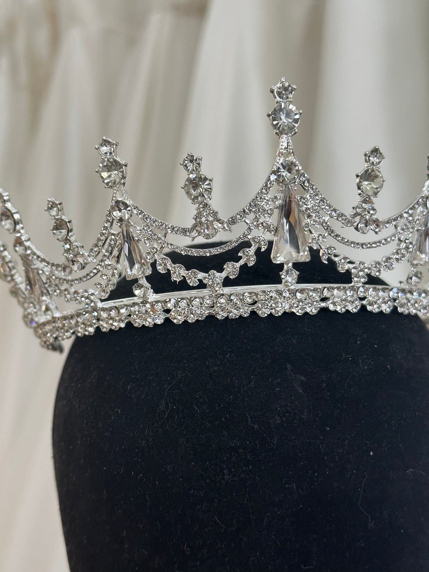 Luxury Vintage Style Crown - Handmade