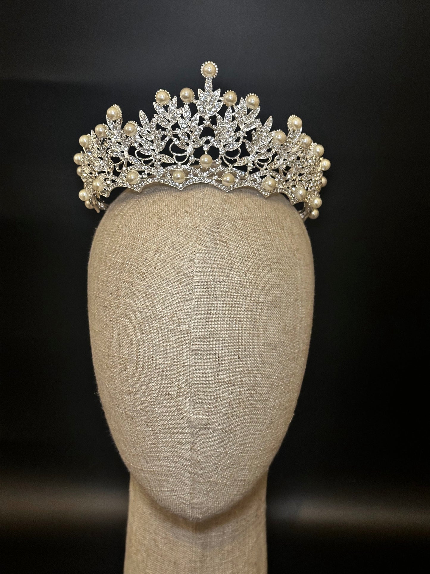 Baroque Pearl Crown