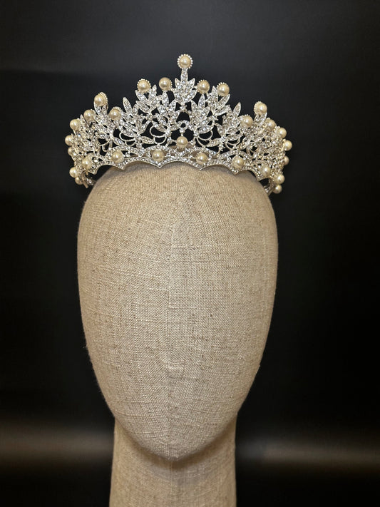 Baroque Pearl Crown