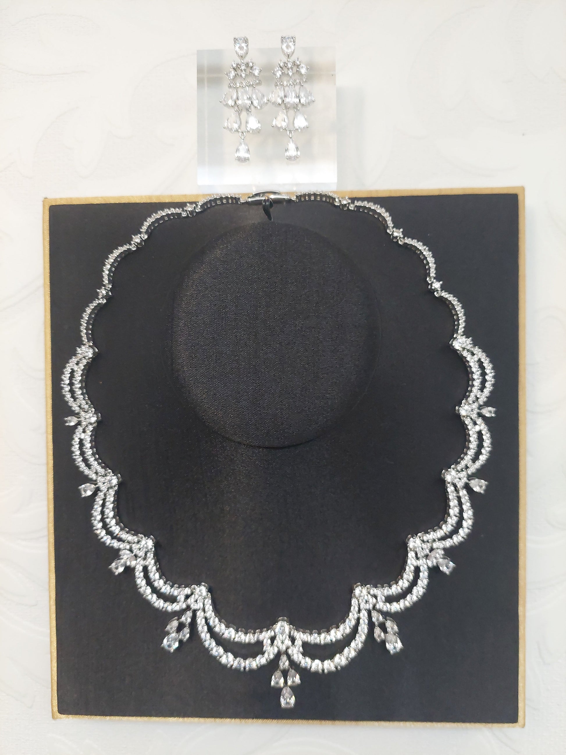 Vintage Inspired Necklace Set