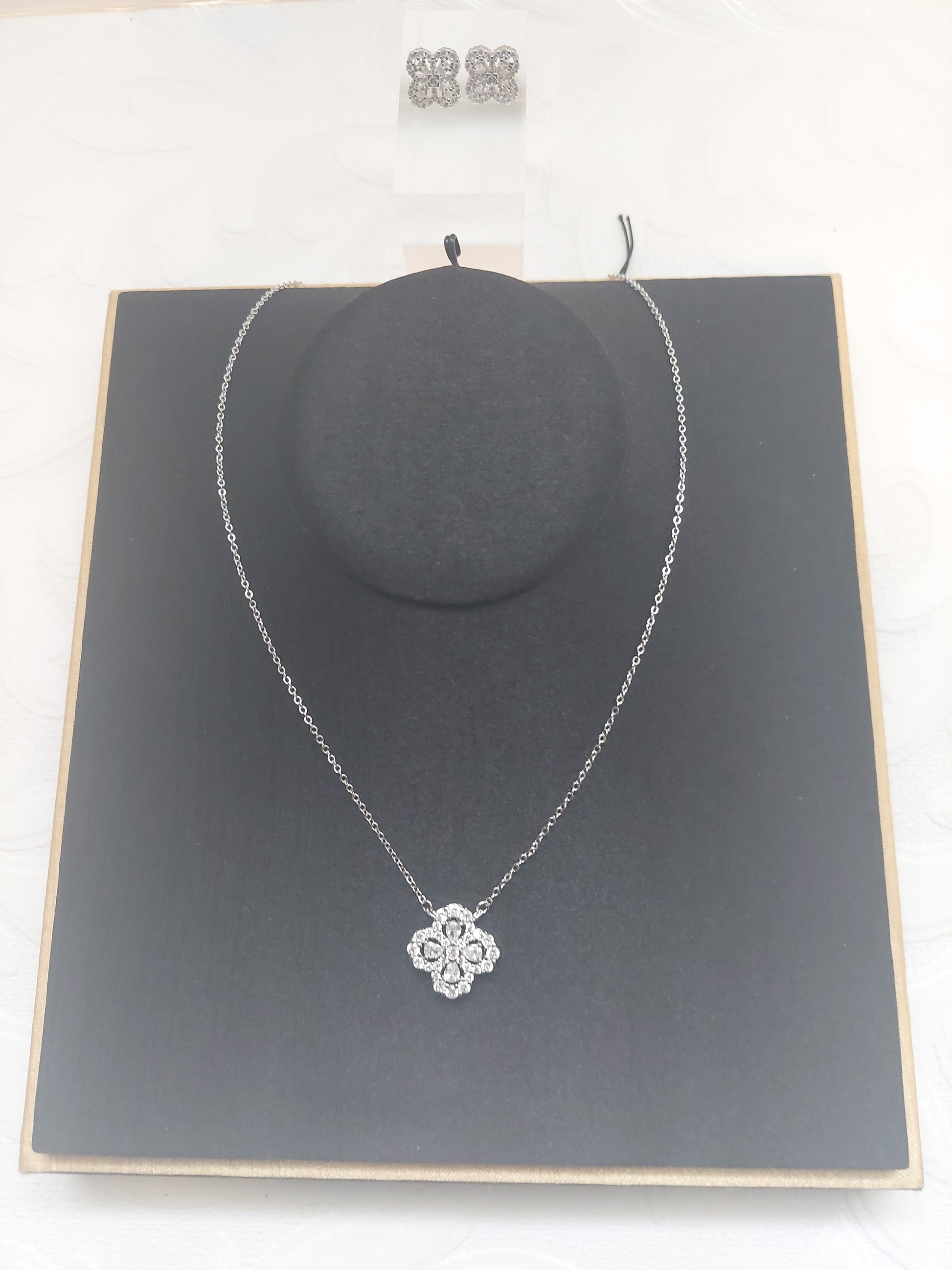 Blossom Flower Rhinestone Necklace Set