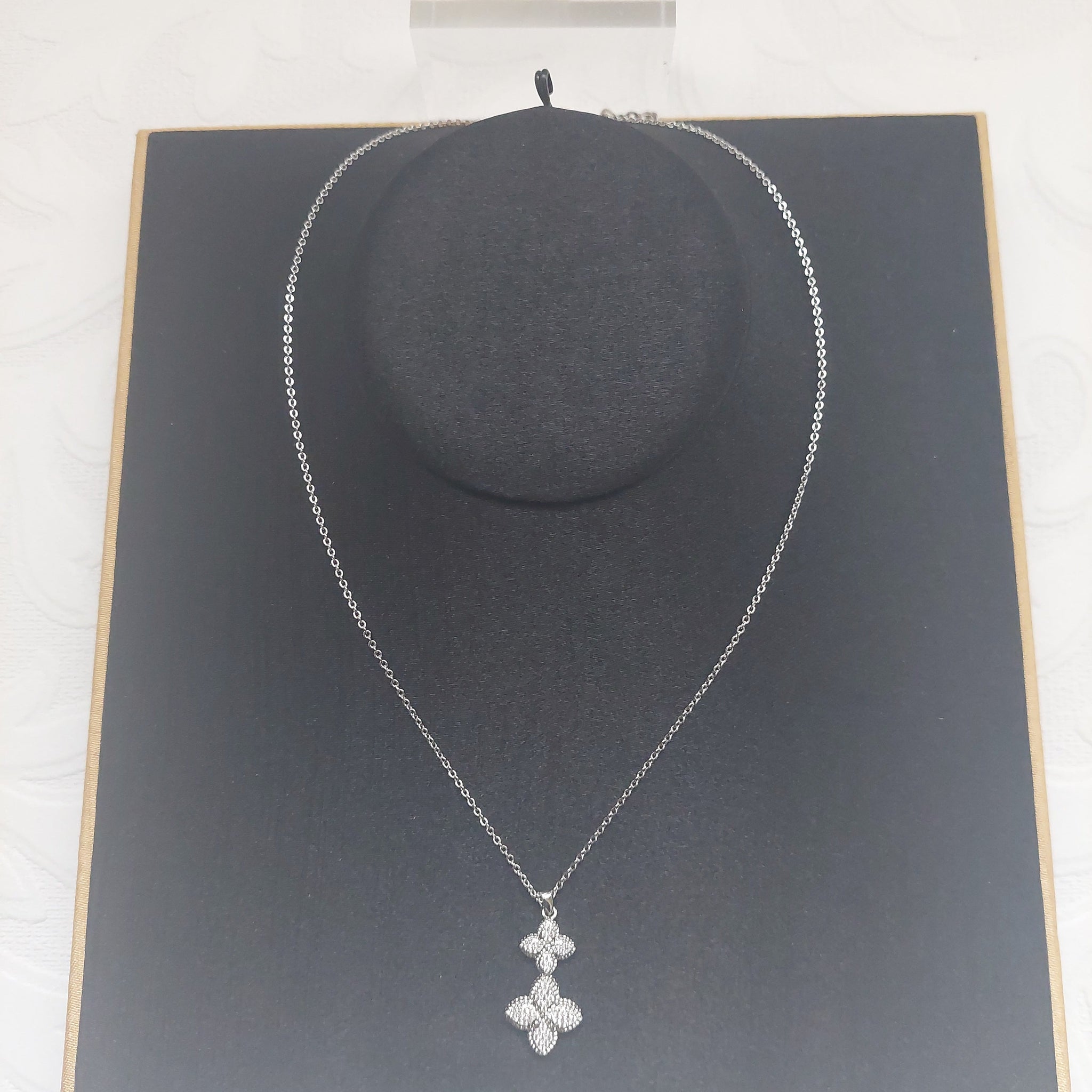 Double Solitaire Necklace Set