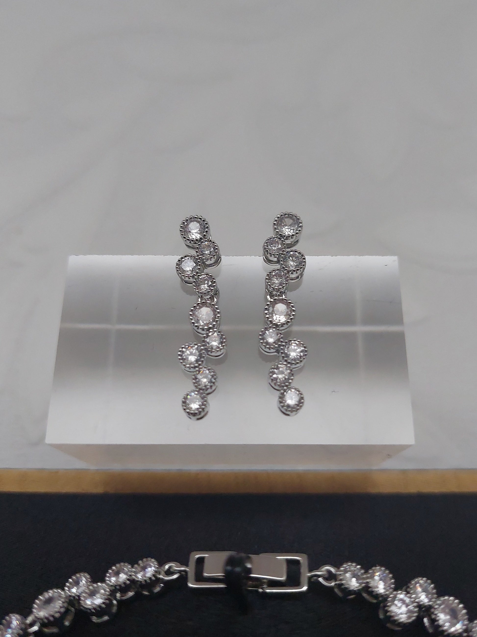 Silver Multiple Solitaire Necklace Set