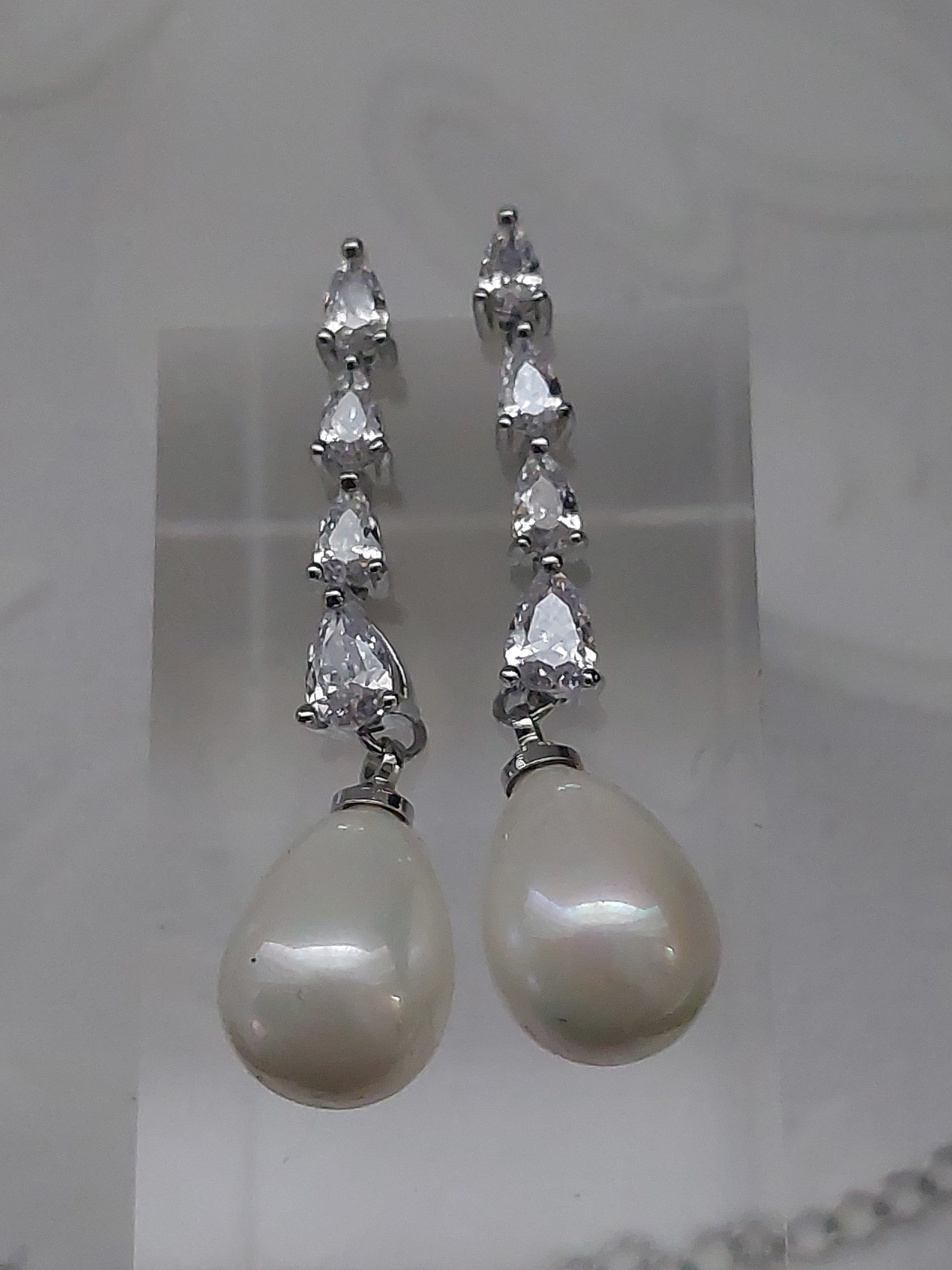 Double Teardrop Pearl Necklace Set