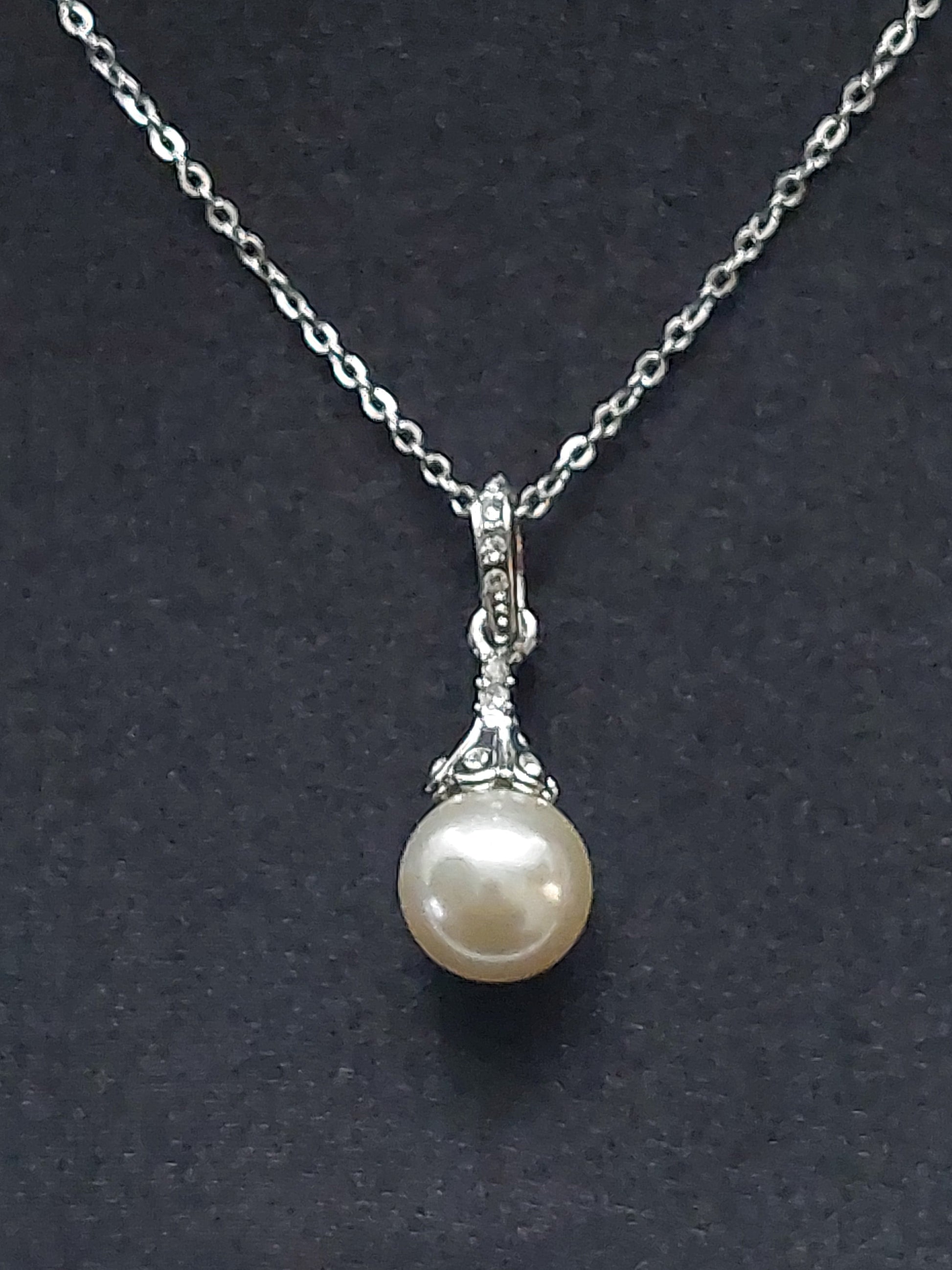 Vintage Styled Pearl Necklace