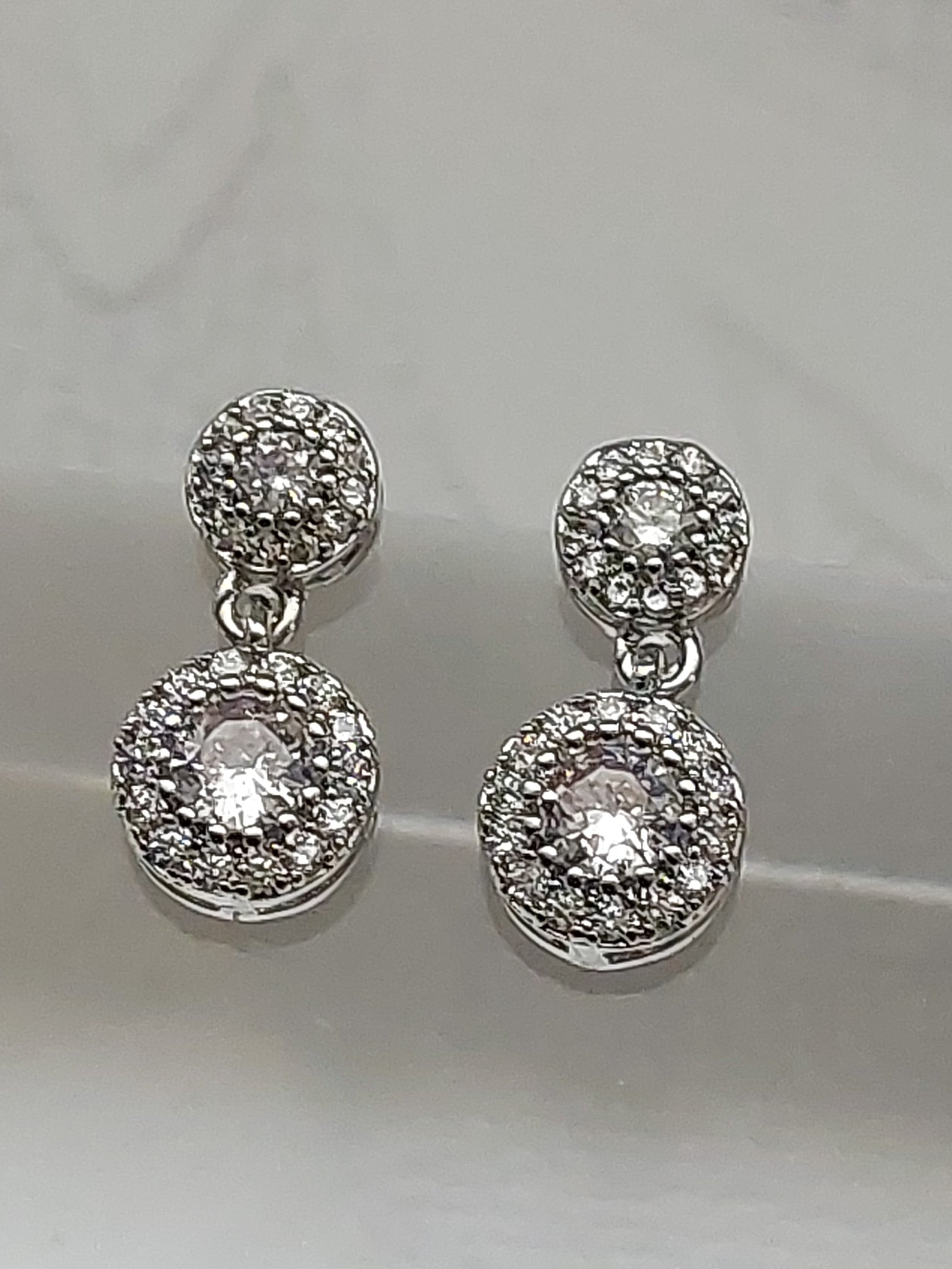 Double Solitaire Necklace Set