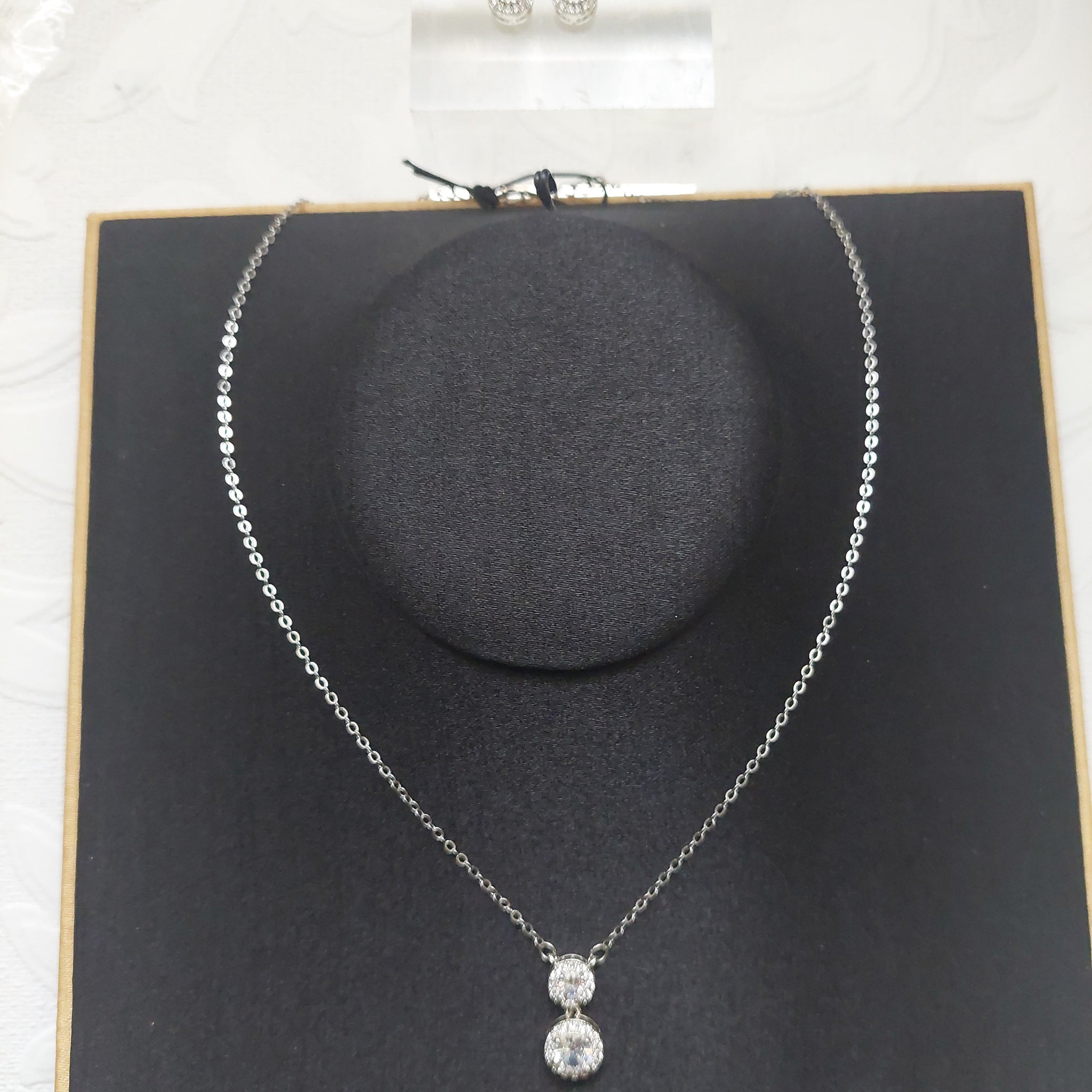 Double Solitaire Necklace Set