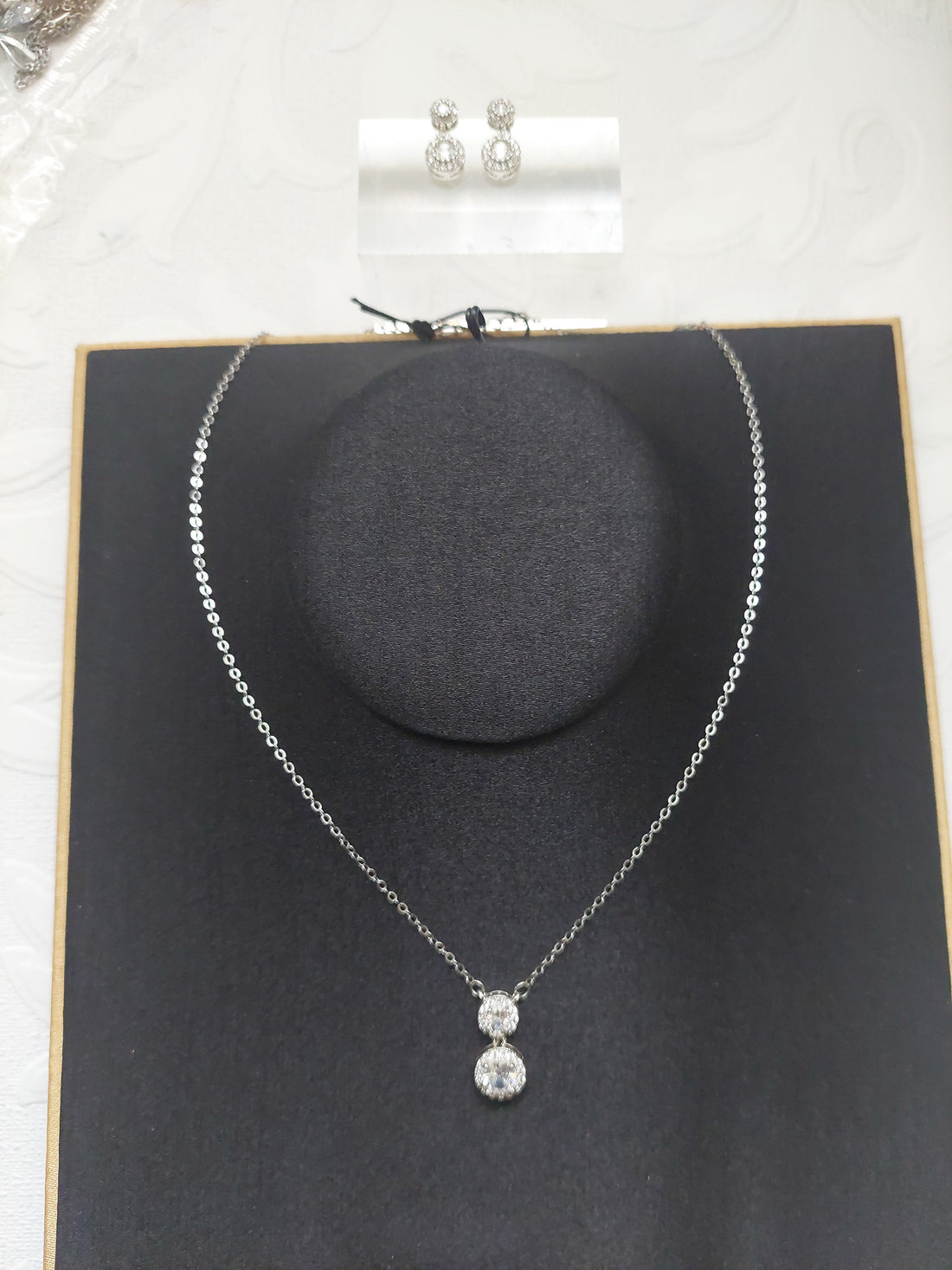 Double Solitaire Necklace Set