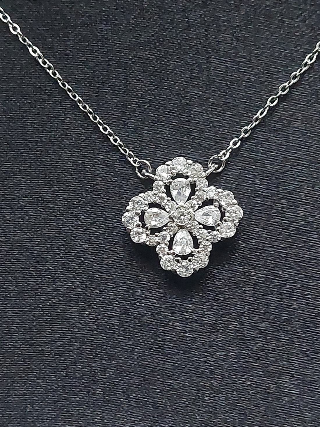 Blossom Flower Rhinestone Necklace Set
