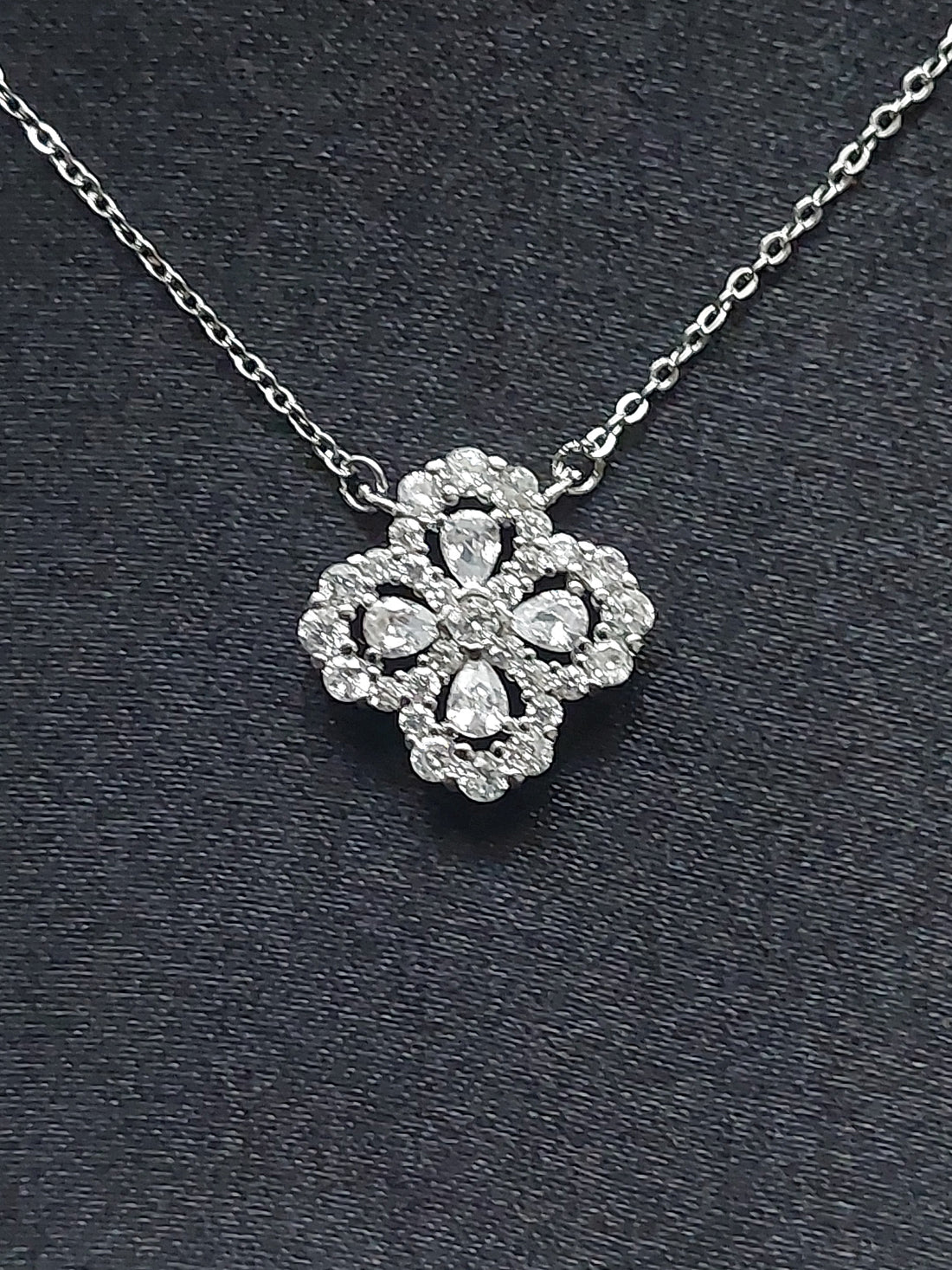 Blossom Flower Rhinestone Necklace Set