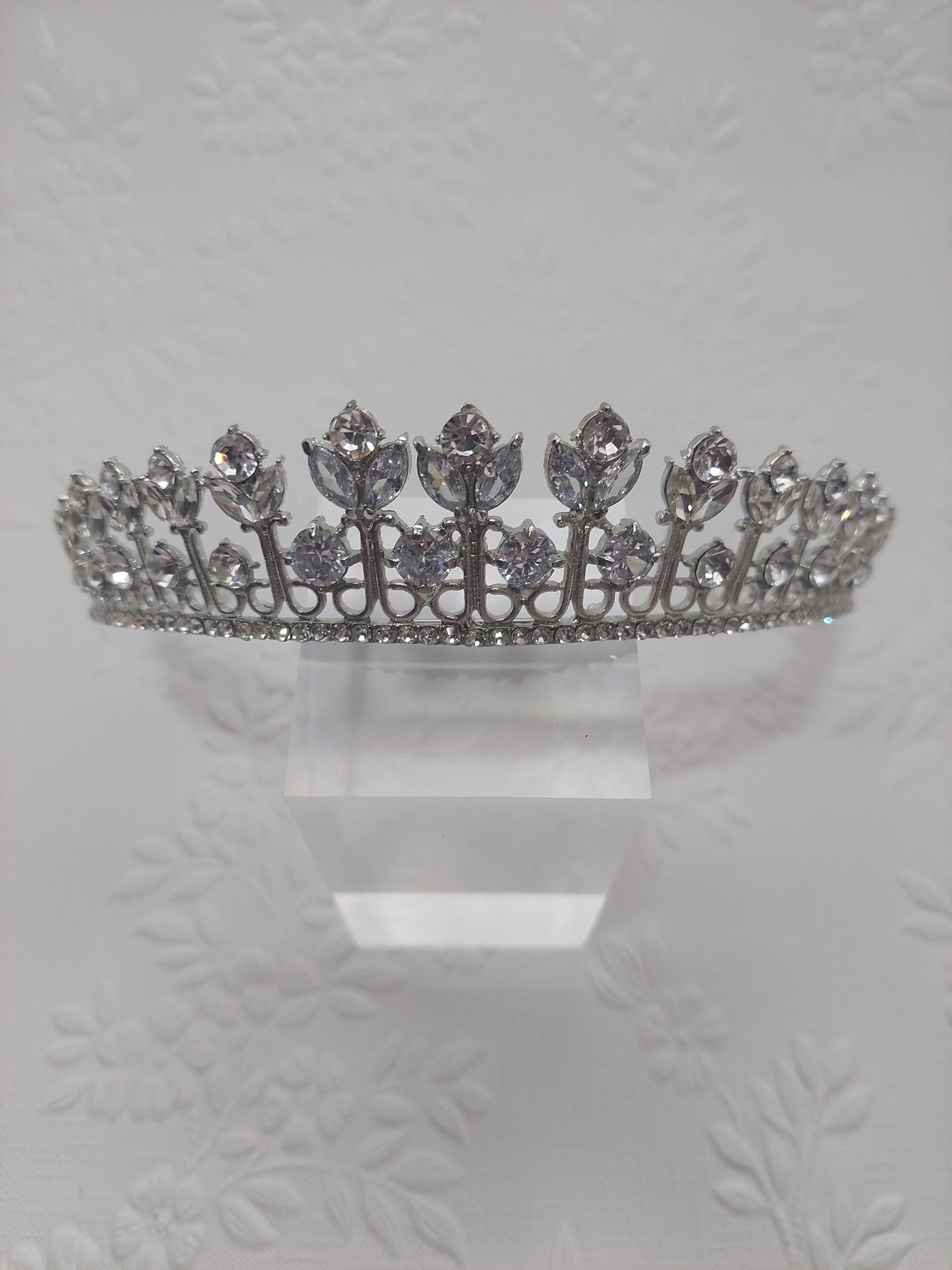 Tulip Shape Crystal Tiara