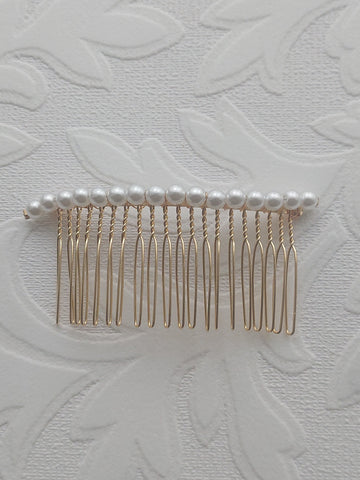 Round Pearl Hair Comb *HANDMADE*