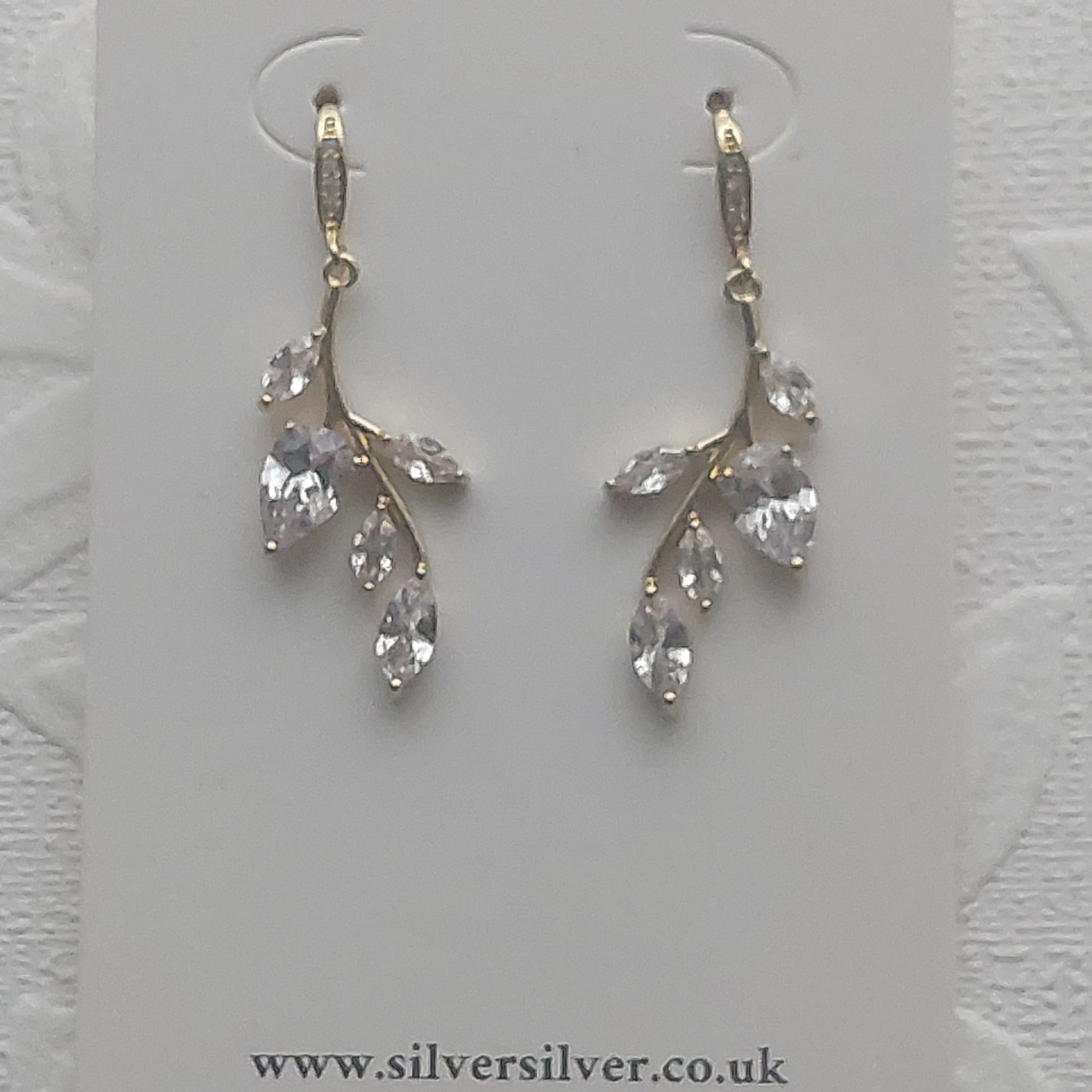 Gold Short Vine Earrings