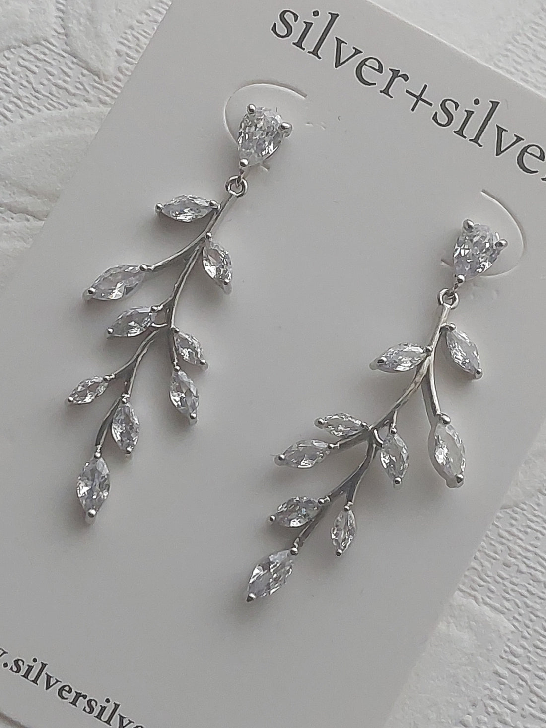 Silver Short Vine Earrings