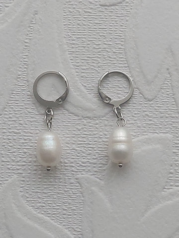 Short Drop Pearl Earrings