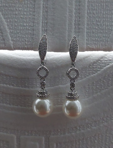 Rhinestones and Pearl drop earrings