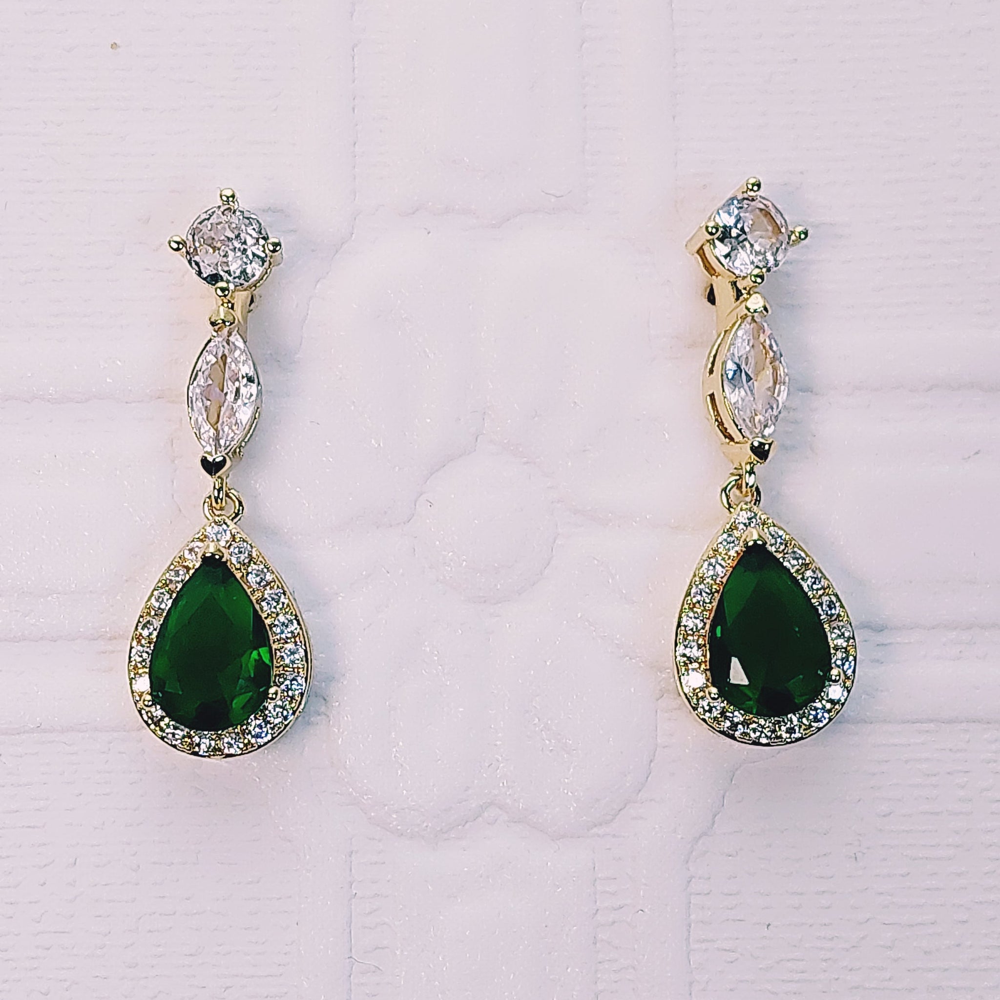 Timeless Emerald Green Teardrop Earrings for Special Events