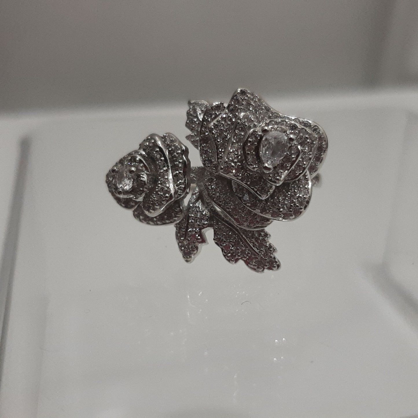 Double Rose Ring / Size 10
