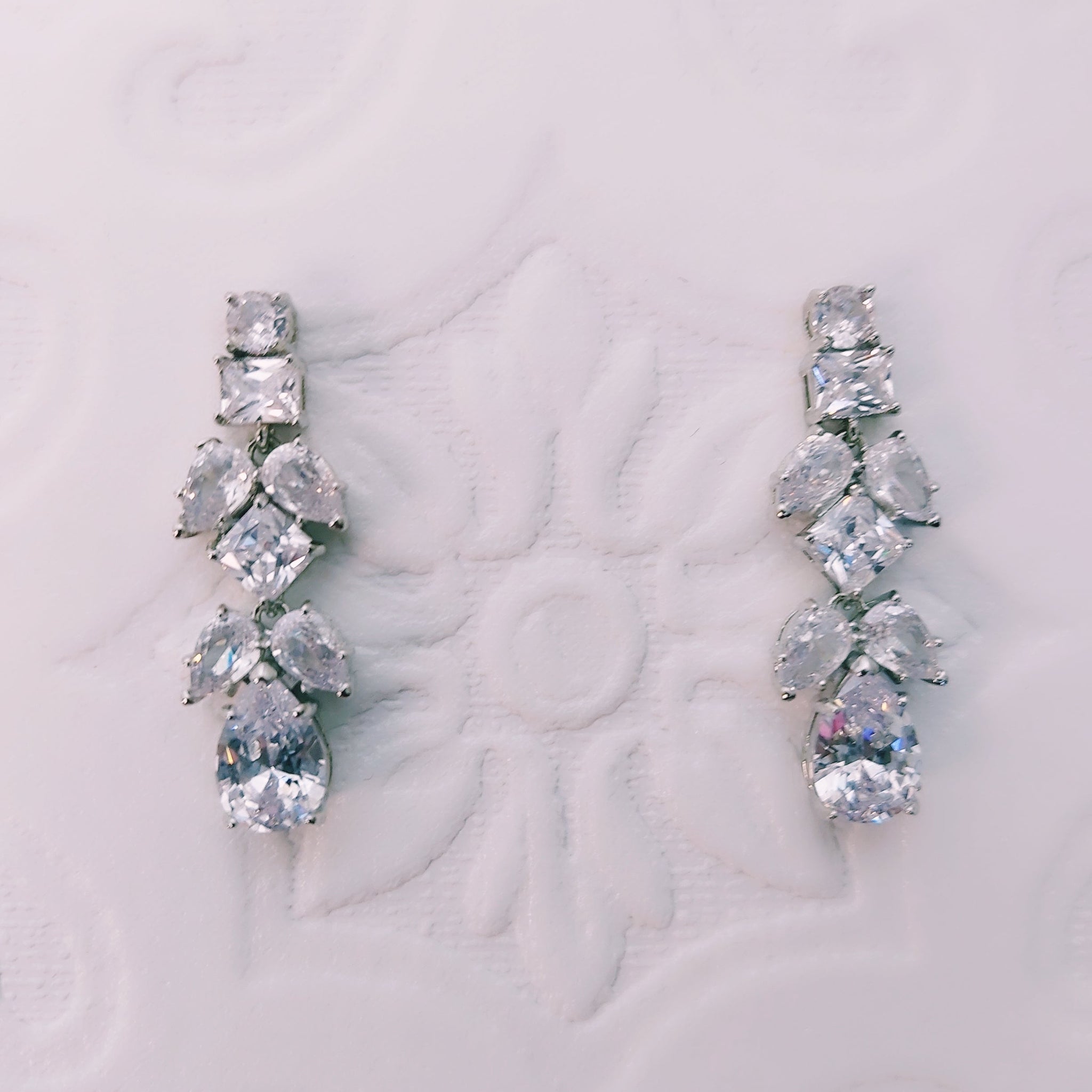 Timeless Drop Earrings for the Modern Bride's Special Day
