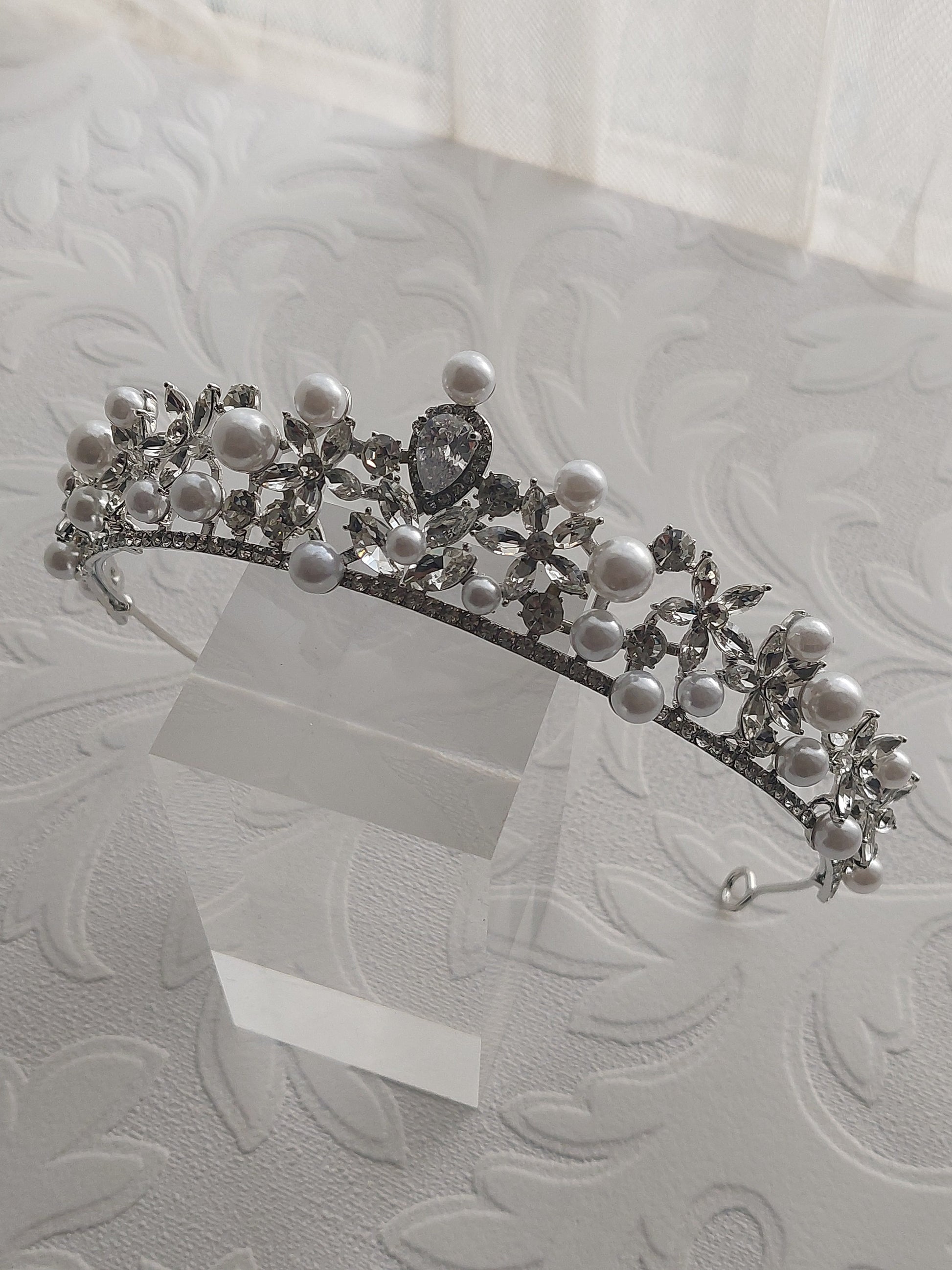 Vintage Inspired Pearl Tiara