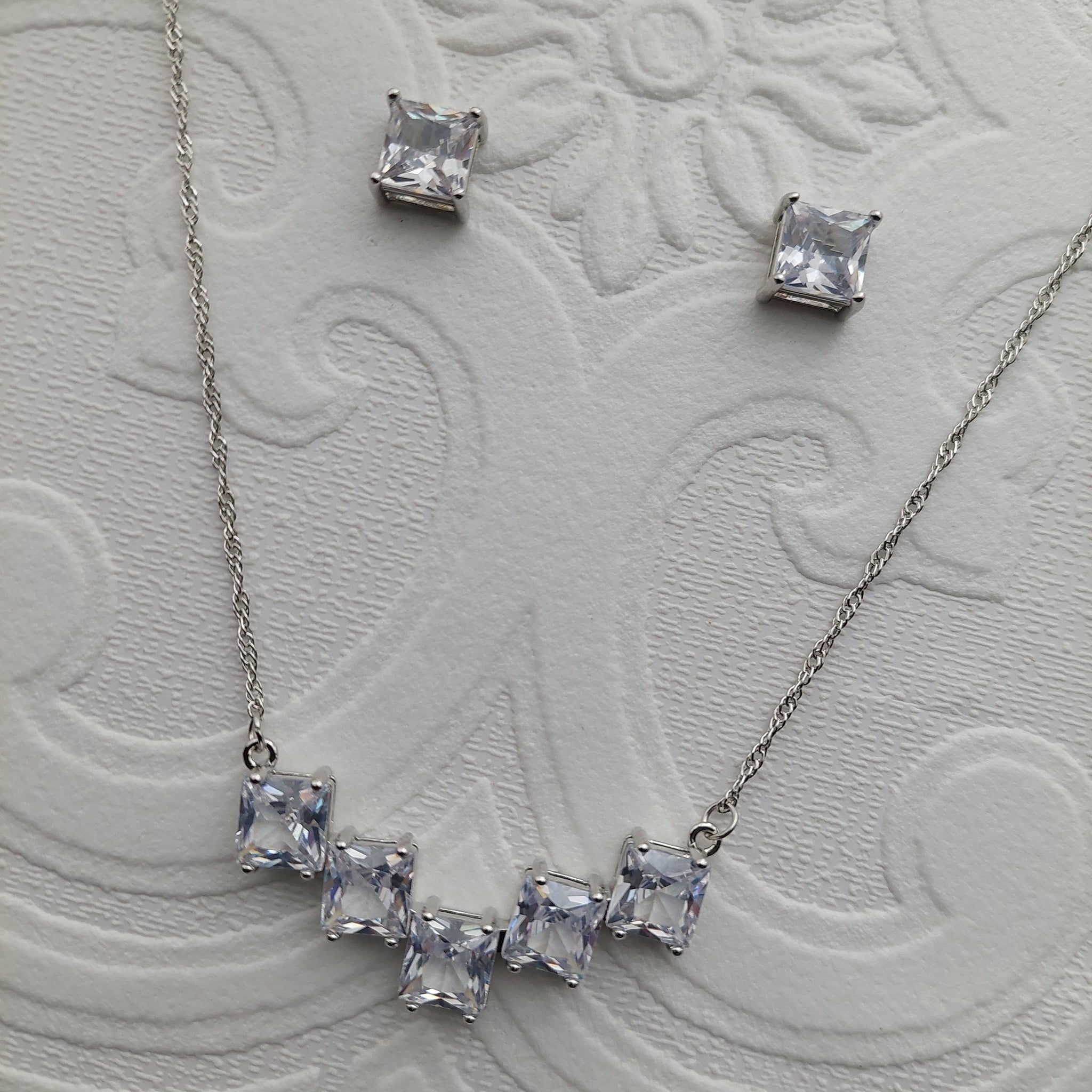 Geometric Crystal Set