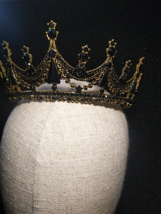 Luxury Vintage Style Crown - Handmade