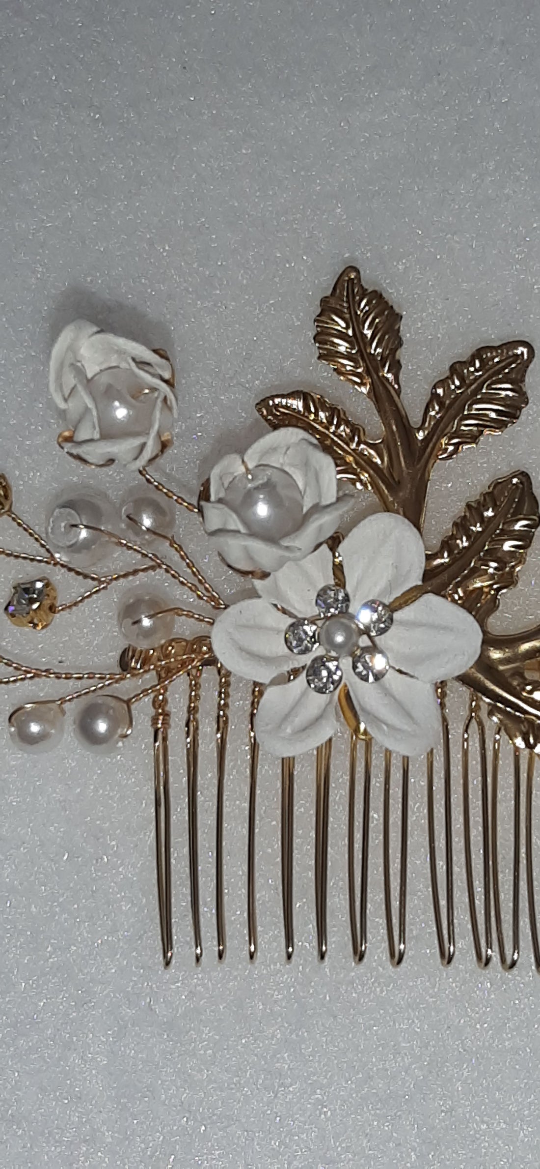 Small Gold and Ivory Flower Haircomb