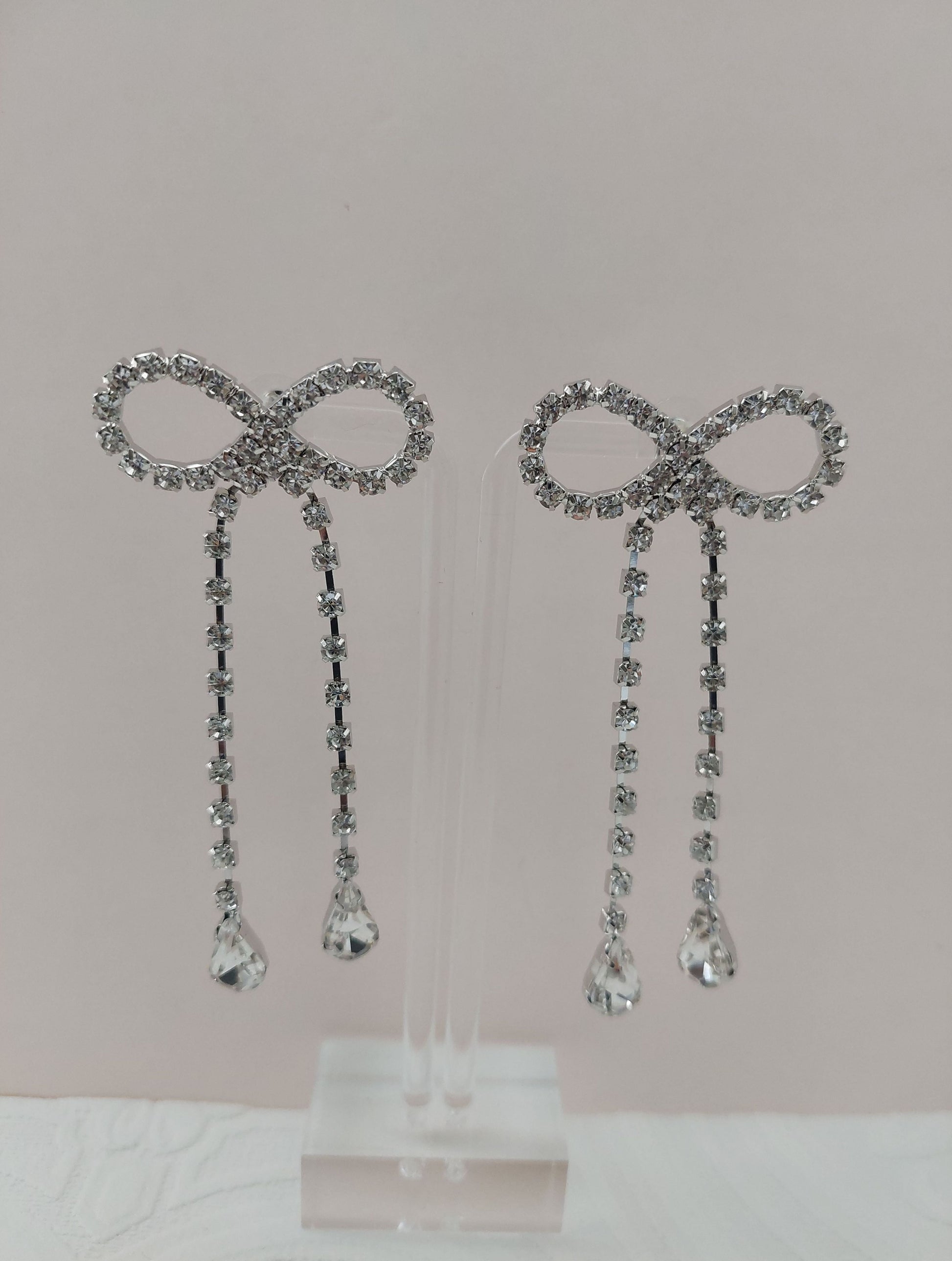 Timeless Bow Rhinestone Earrings for the Modern Bride