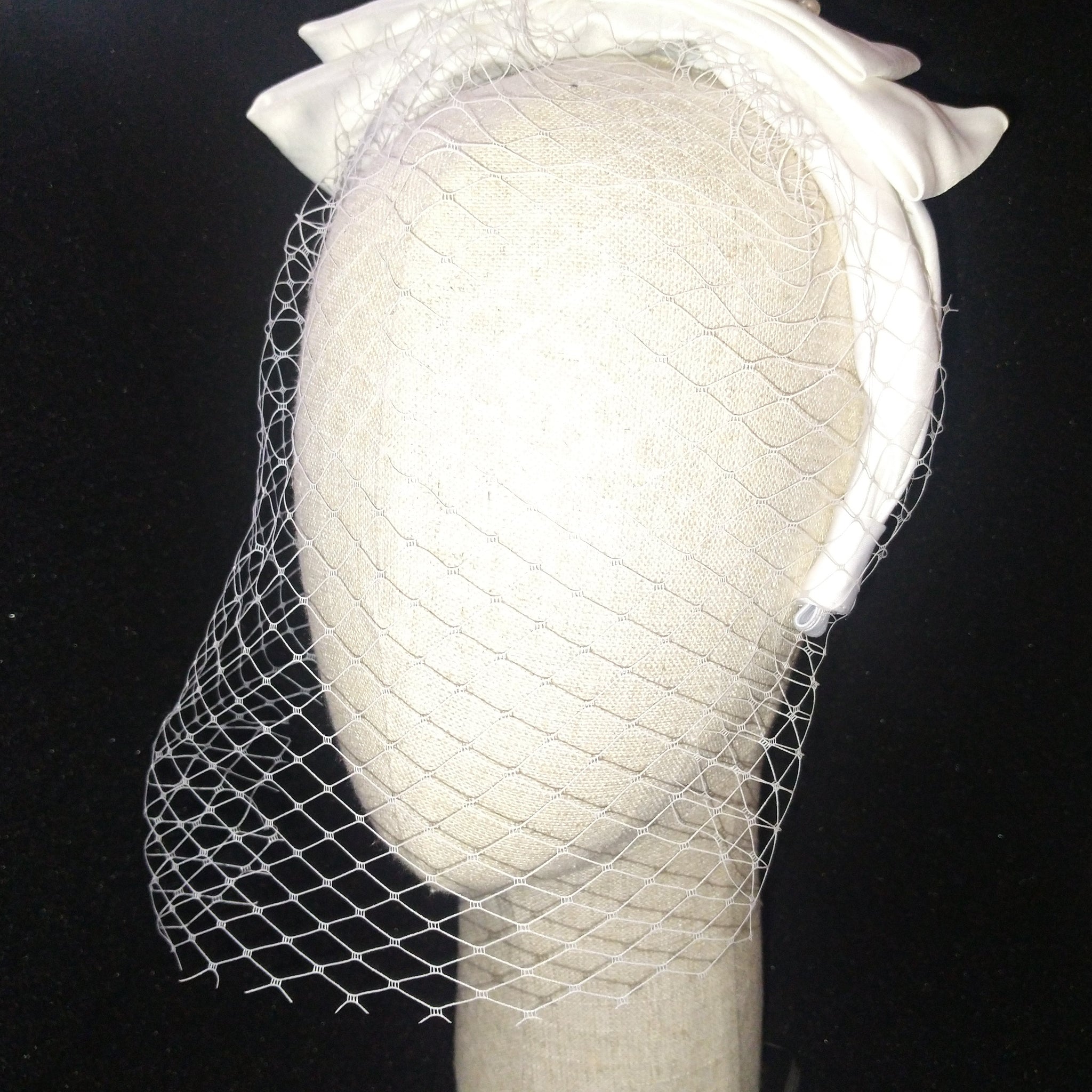 Satin Pleat Pearl Headband Veil