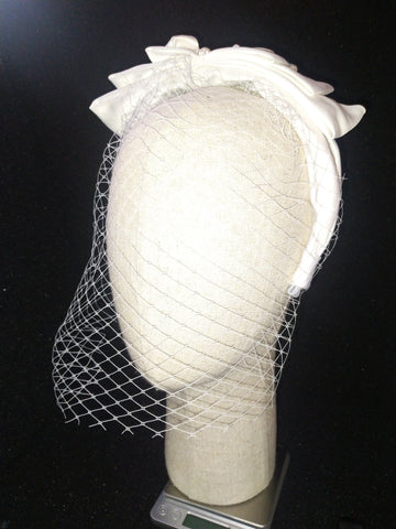 Satin Pleat Pearl Headband Veil