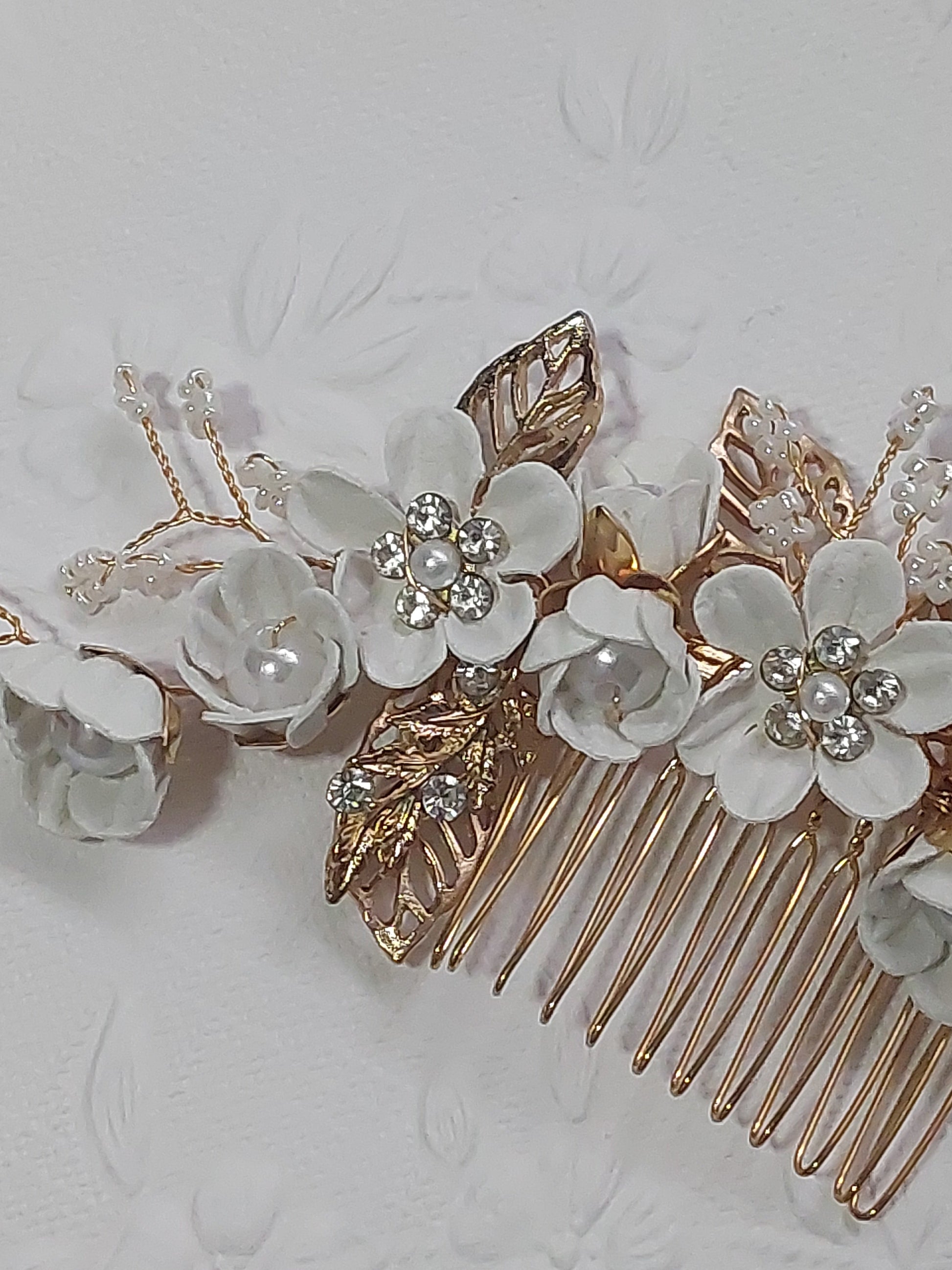 Gold and Ivory Flower Haircomb