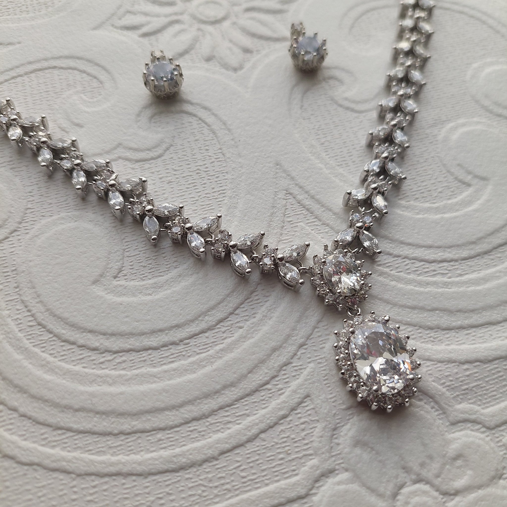 Double Drop Necklace Set